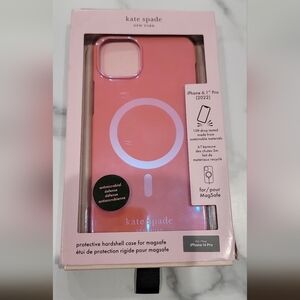 Kate Spade Apple iPhone 14 Pro Hardshell Case with MagSafe Grapefruit Soda -